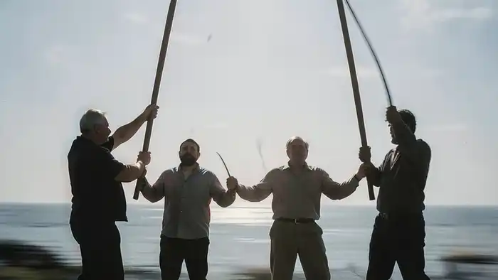 Четверка Жезлов толкование таро — карта удержания, стабильности и защитной паузы