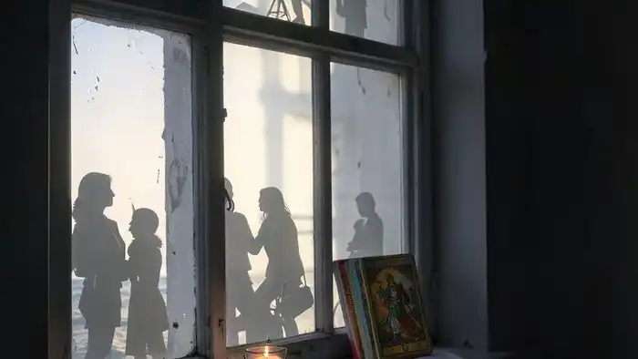 Расклад Окно в Будущее через Таро — схема позиций и символы возможностей