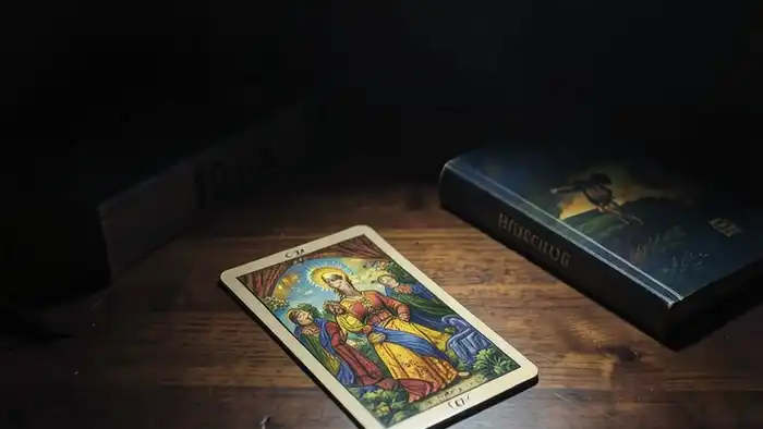 Расклад Таро "да или нет одна карта" на важное решение — одна карта в тишине