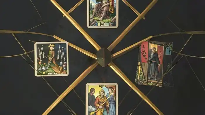 расклад таро пентаграмма на страховку схема с пятью картами