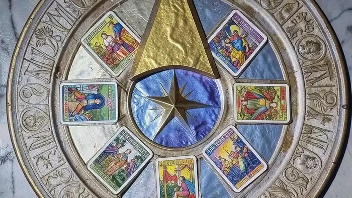 Расклад Таро "звезда Давида" на возврат любимого — схема из 12 карт, расставленных по шести парам, символизирующим энергии двух сторон